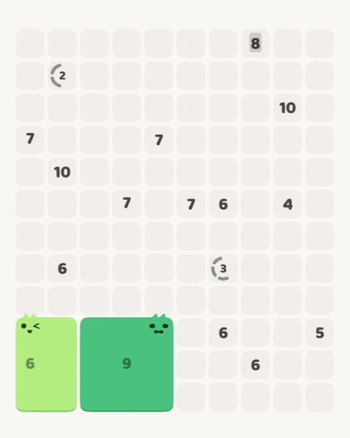 MeowBlock Level 153 after step 2, placing the 9-cell square block at the lower center