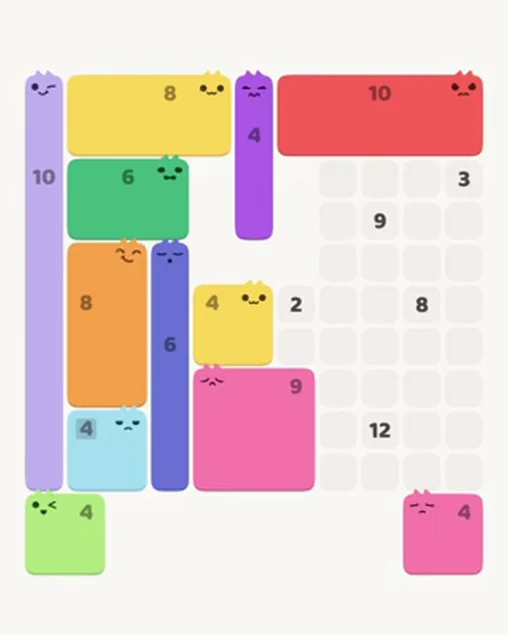 MeowBlock Level 43 after step 12, placing the 9-cell square block at the lower center